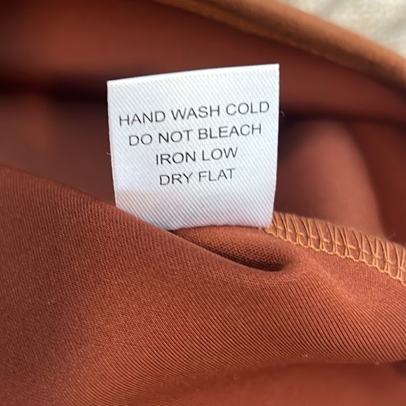 NWT,Iris LA,Warm Camel Faux Suede Adjustable Buckle Mini Dress, EUC,Size M - Picture 10 of 12